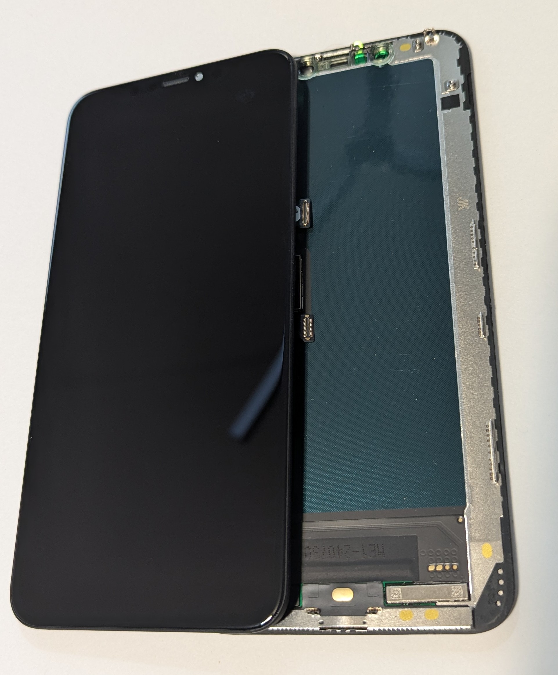 iPhone XS Max replacement screen